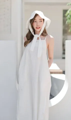 DEMI Open-Back Slip Midi Dress w/ Hat (White)