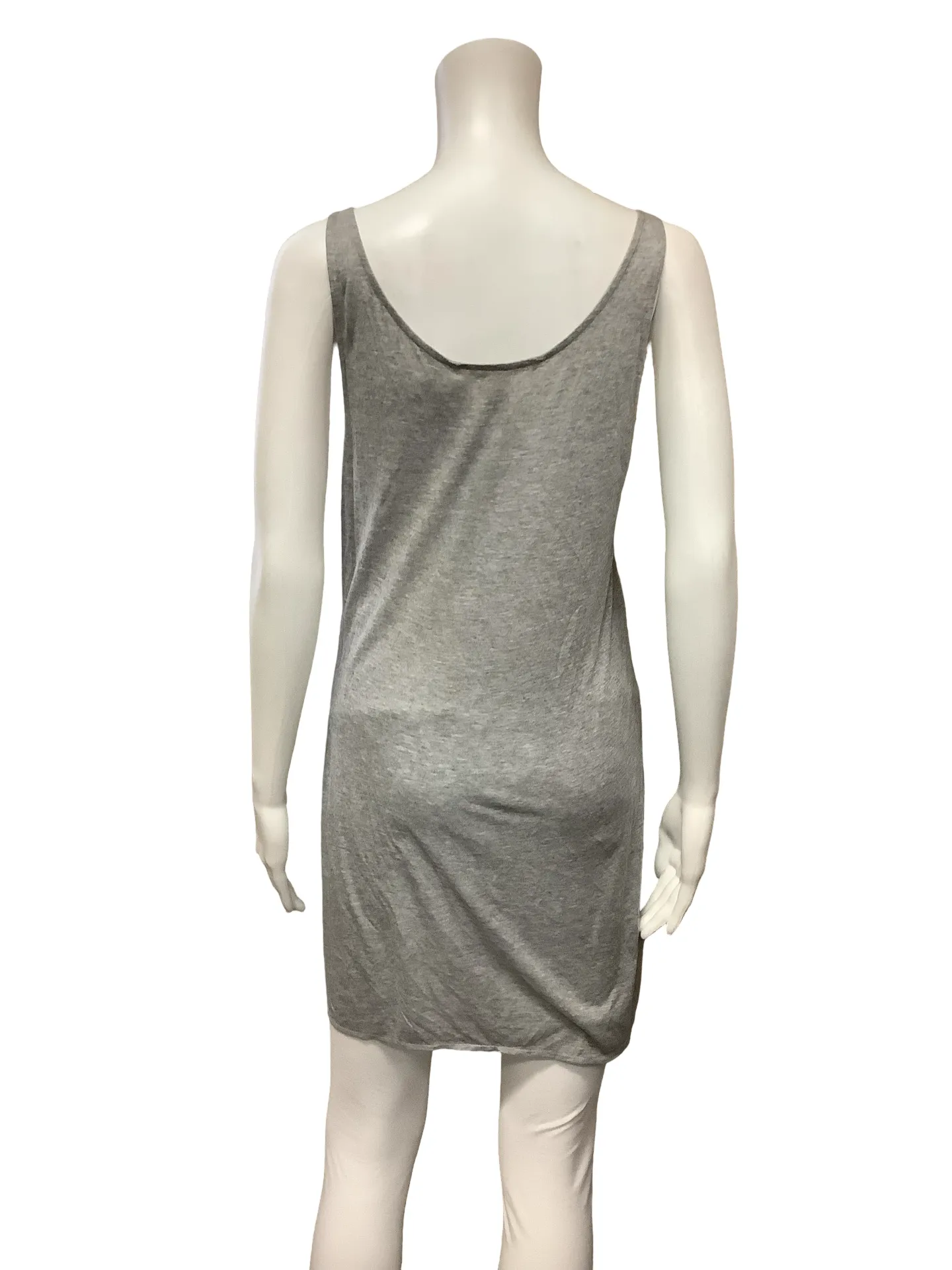 Diane VonFurstenberg Top Grey Sleeveless Scoop Neck Size: 6
