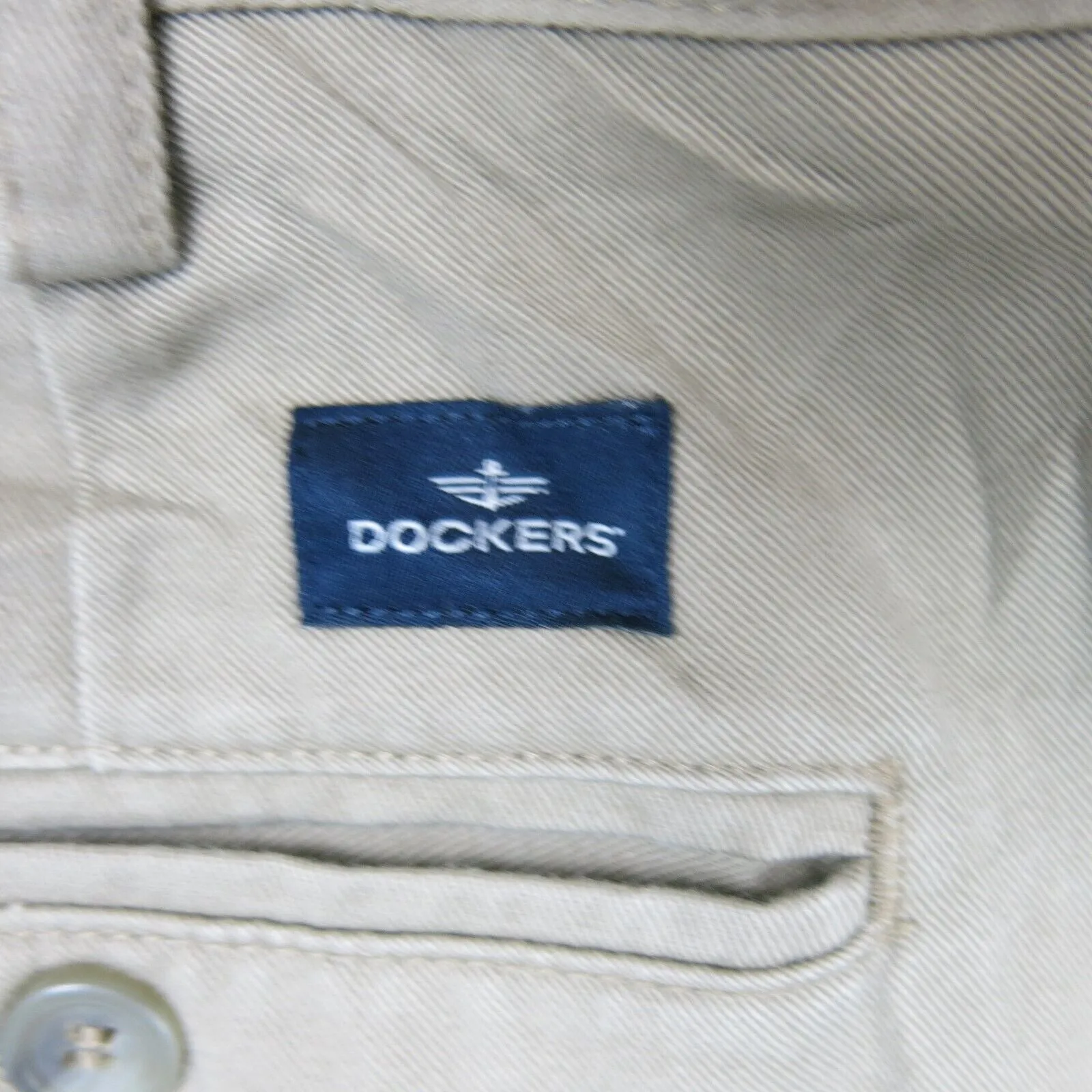 Dockers Mens Chino Pant Wide Leg Classic Fit Cotton Pockets Khaki Size W48XL32