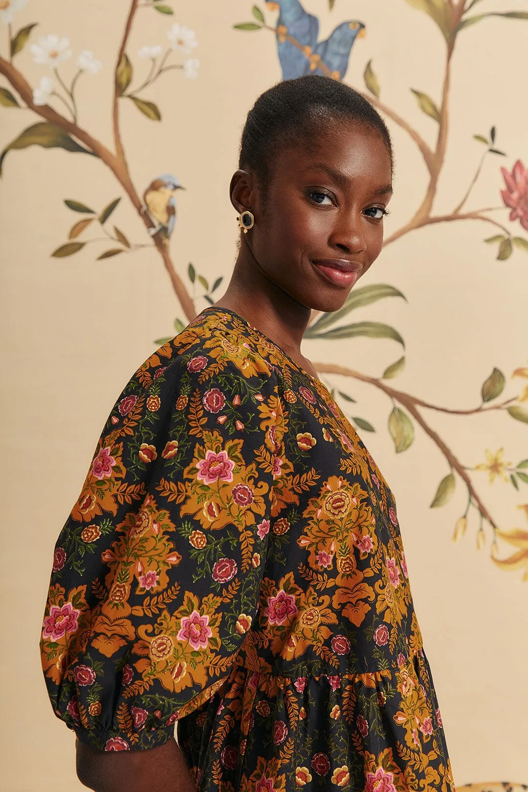 FARM RIO black arabesque floral puff sleeve mini dress