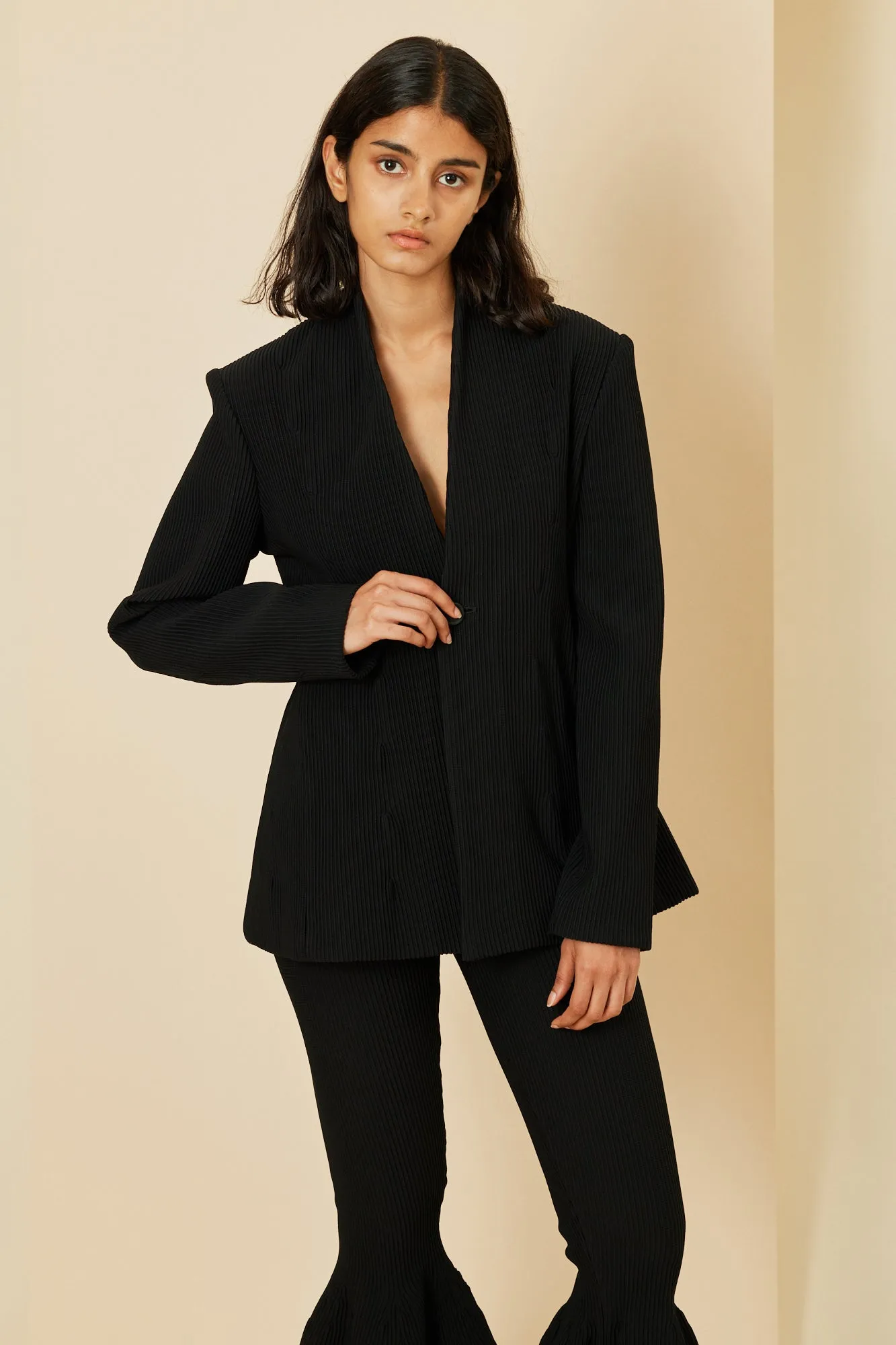 HYPHA COLARLESS JACKET