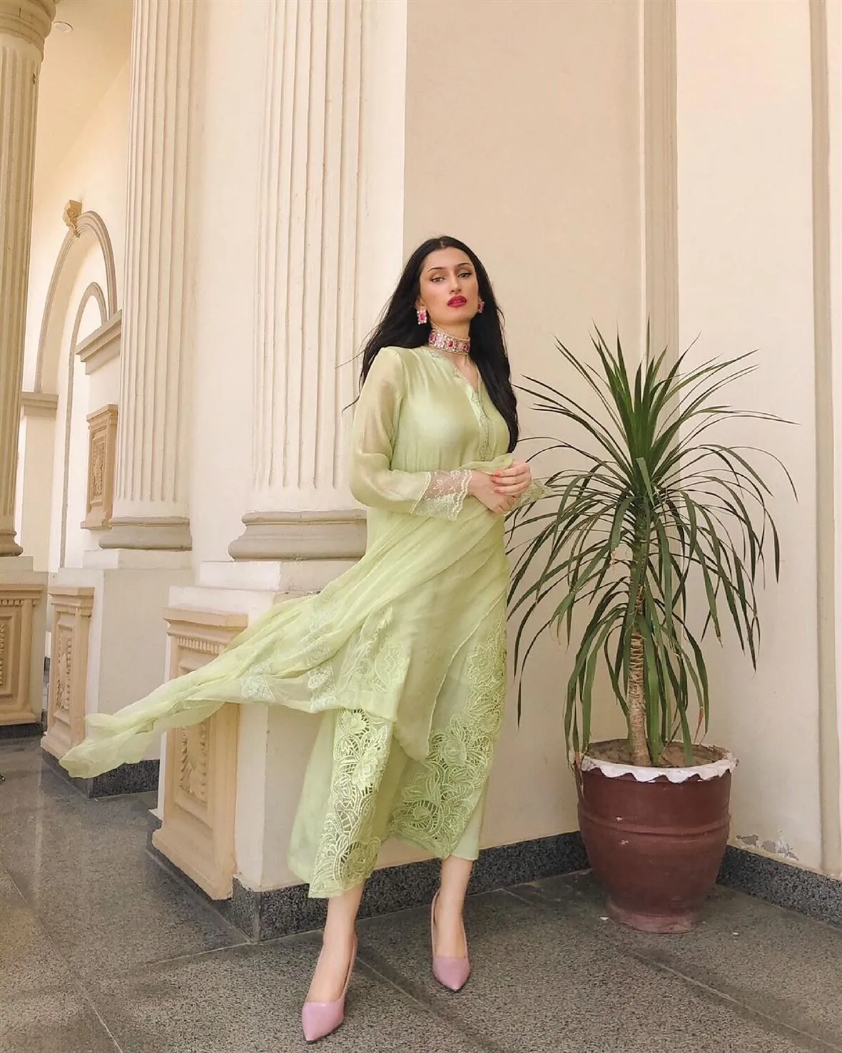 KIWI GREEN