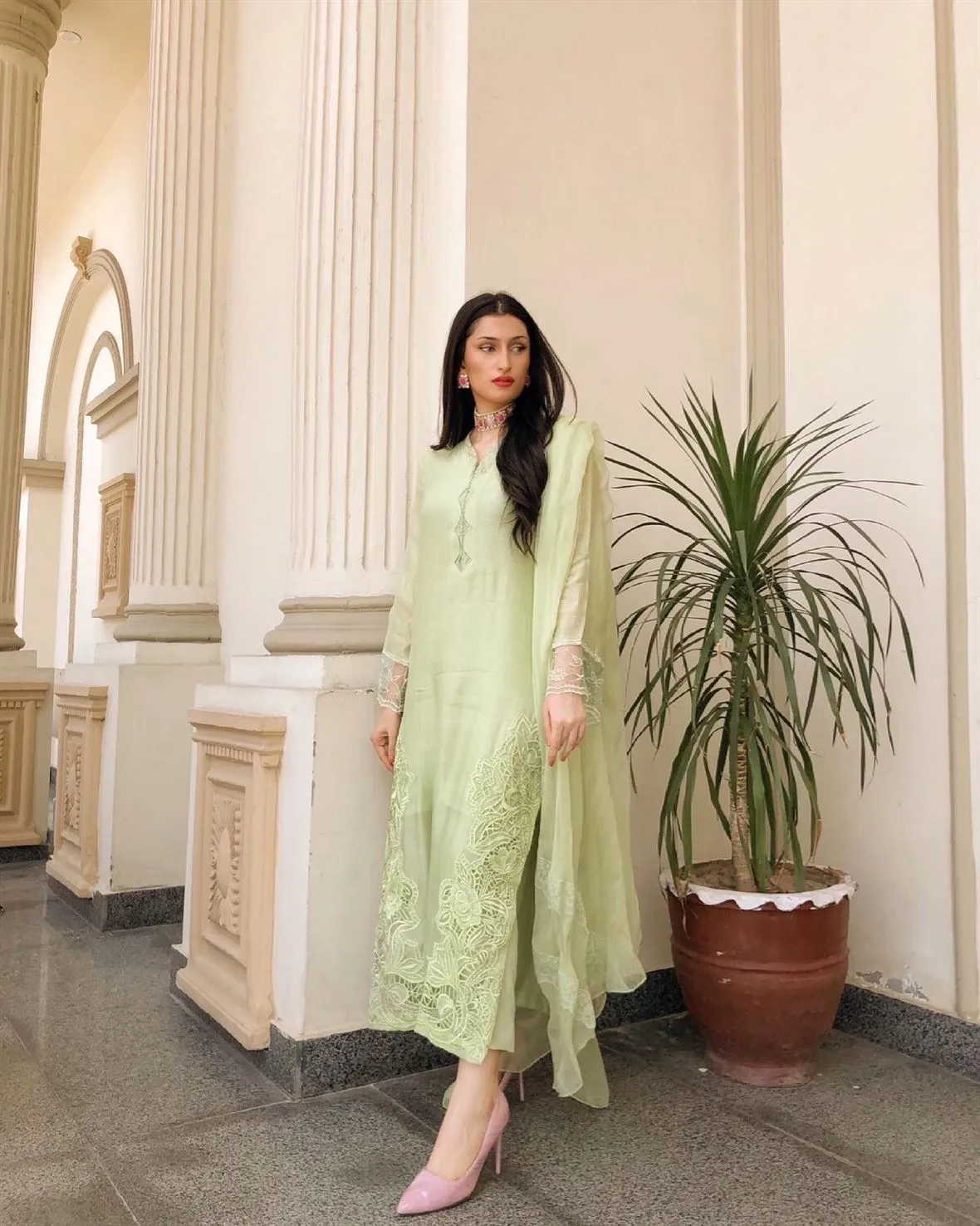 KIWI GREEN