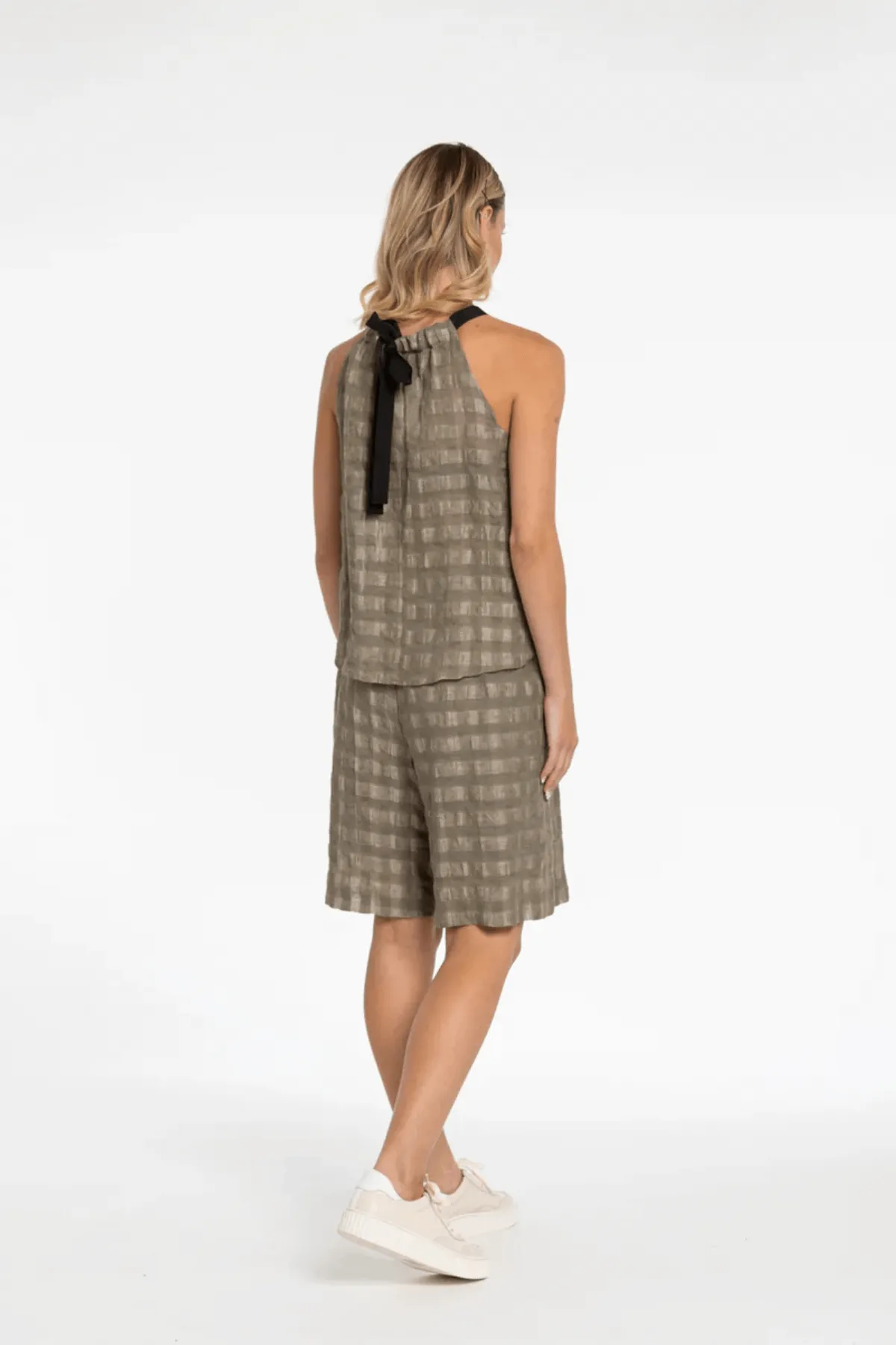 REFRACTION TOP OLIVE